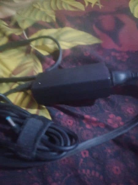 HP laptop charger 1