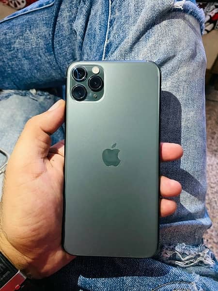 iPhone 11 pro Max water pack 0