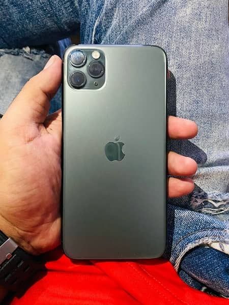 iPhone 11 pro Max water pack 1