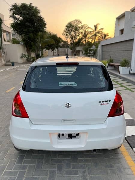 Suzuki Swift 2018 Automatic DLX 3