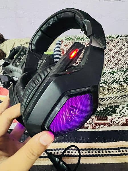 headphones pubg player 2