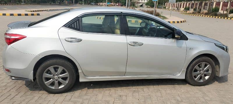 Toyota Corolla Altis 1.6 Automatic 2016 2