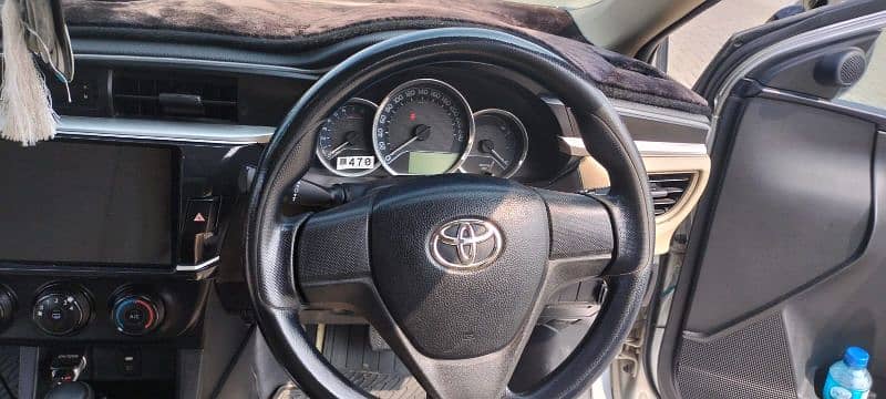 Toyota Corolla Altis 1.6 Automatic 2016 16