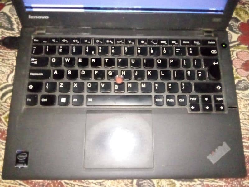 Core i5 4th generation Lenovo Laptop 1