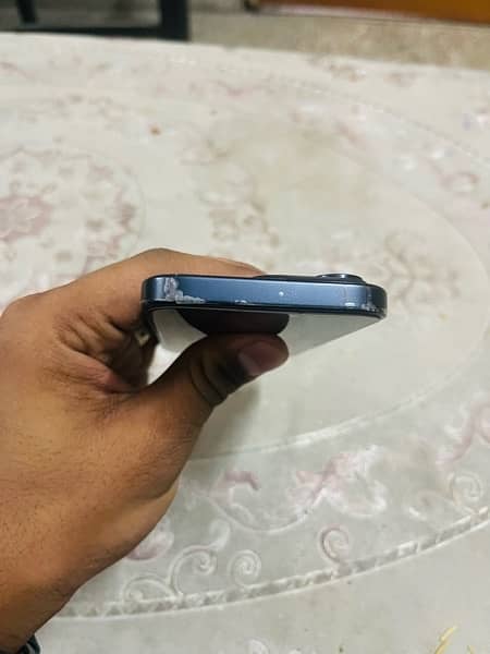 Iphone 15 pro 128gb jv 7