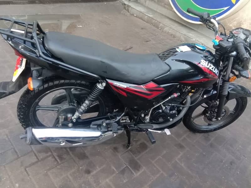 Want to sell urgently my suzuki gr 150cc 2