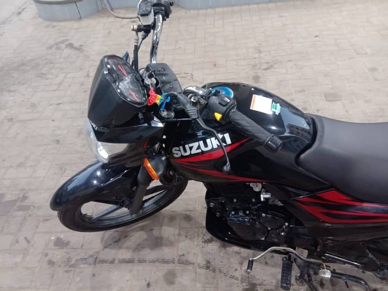 Want to sell urgently my suzuki gr 150cc 5