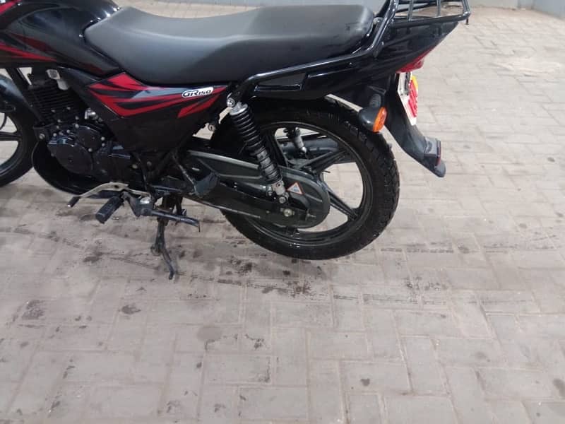 Want to sell urgently my suzuki gr 150cc 6