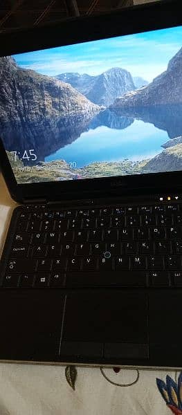 dell Latitude 570 ultrabook 5