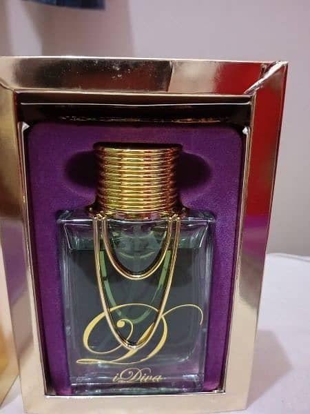 IDivia perfume for Woman's 84ml juice and 100ml bottle 2