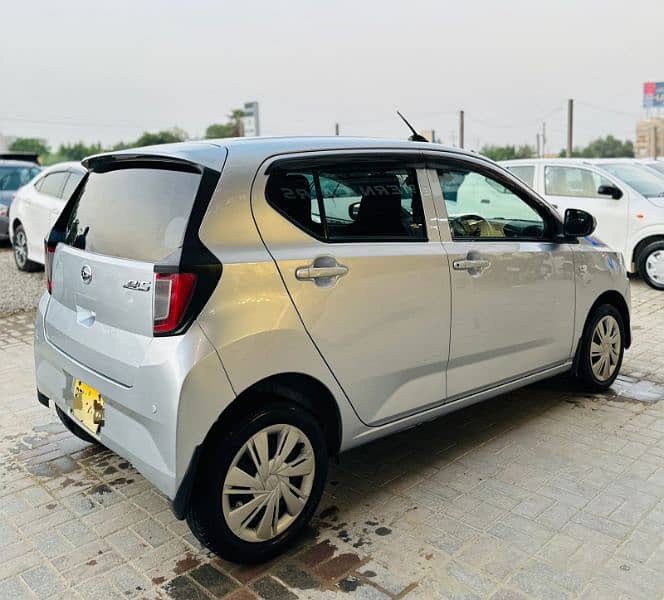 Daihatsu Mira 2017 2