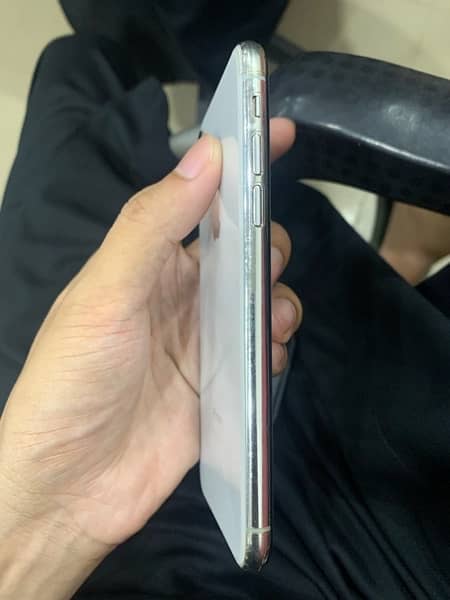 Iphone x PTA Approved All genuine 3