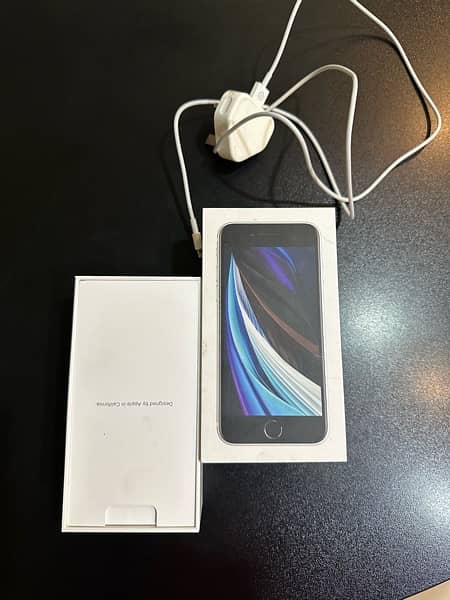 iPhone SE2 White 64GB PTA Approved 2