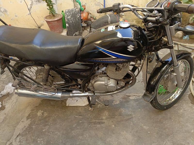 Suzuki GS 150 2018 model 12