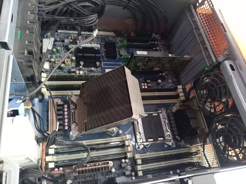 HP Xeon 820 workstation 4