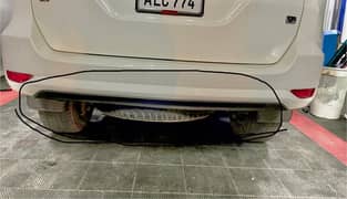 Fortuner back bumper original lip