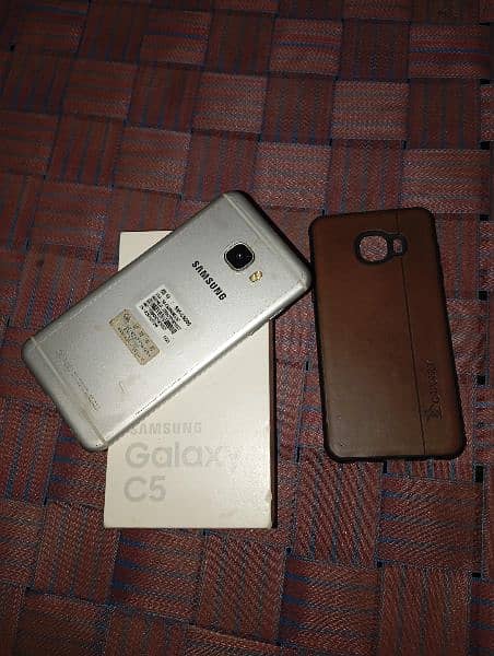 Samsung galaxy C5 4+64 codishan 10+9 1