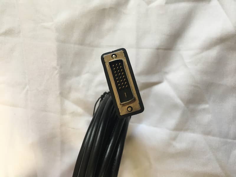 HDMI to DVI 5 meters cable male-to-male 1