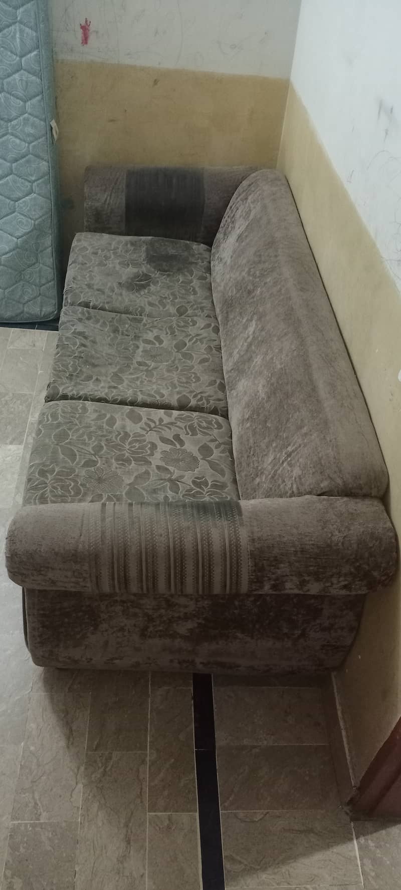 Sofa Set for sale in Karachi 1