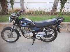 SUZUKI GS-150cc Self start Model 2013 Karachi Number.