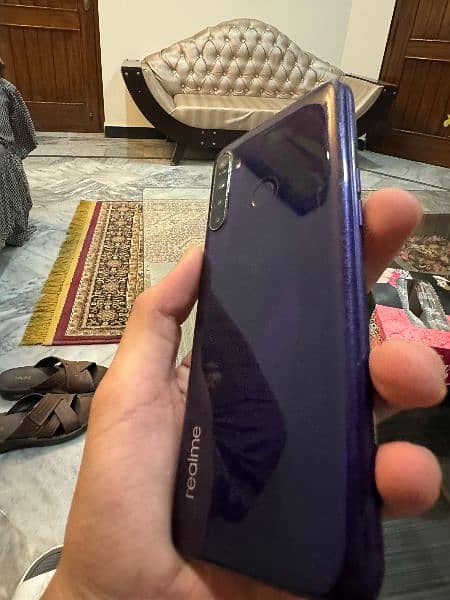 Realme 5 / 64 GB / 4 GB / With Box + Cable + Charger 6