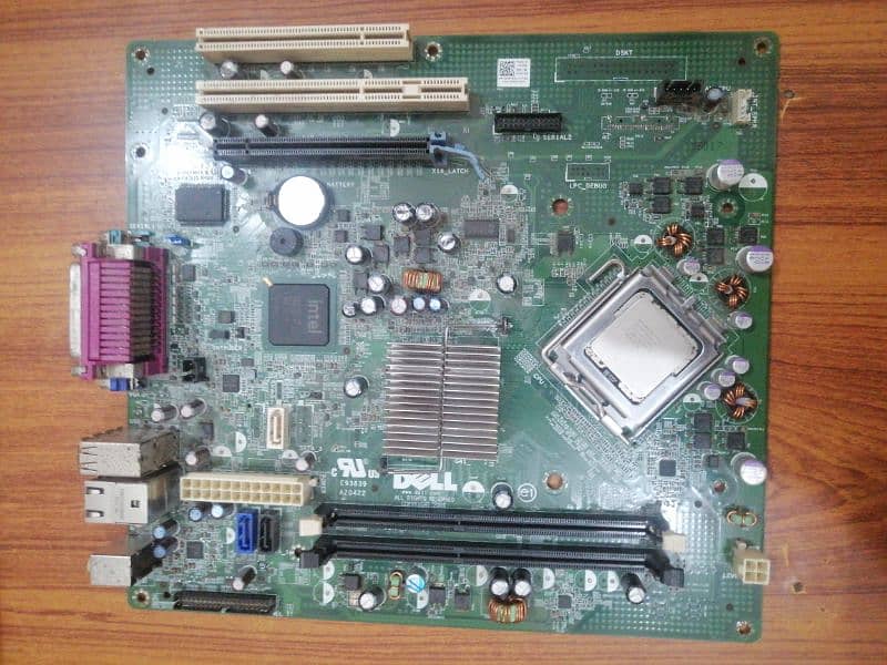 Dell lga 775 motherboard with a intel e5800 3.20ghz processor 0