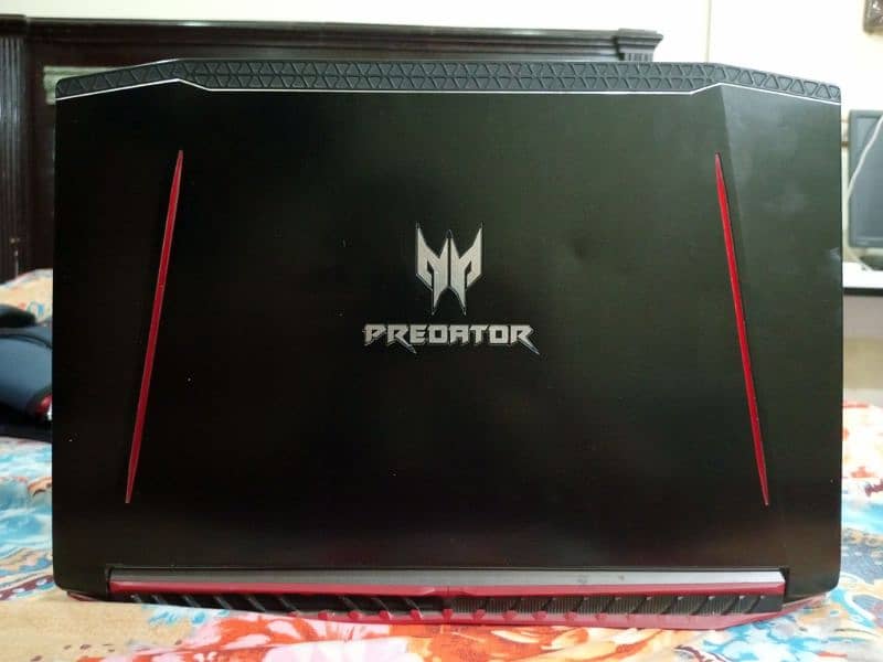 predatorlaptop core i7 7thgen 16gb ram 1tb storage graphiccard gtx1060 3