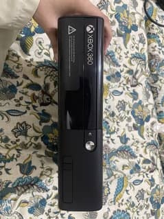 Xbox 360 E 256gb used for sale with Kinect