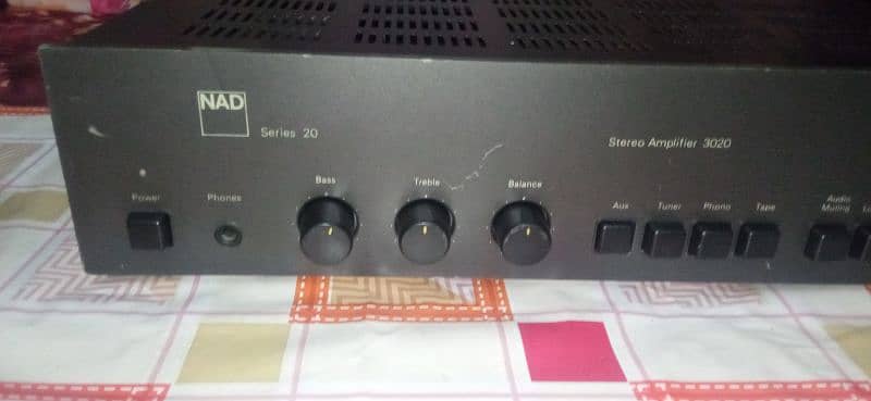 Nad 3020 Series 20 Stereo Integrated Amplifier 2