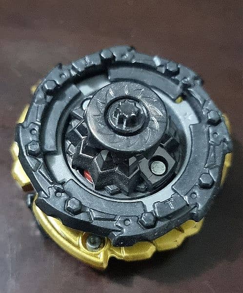 Beyblades Burst and Metal Fight 5