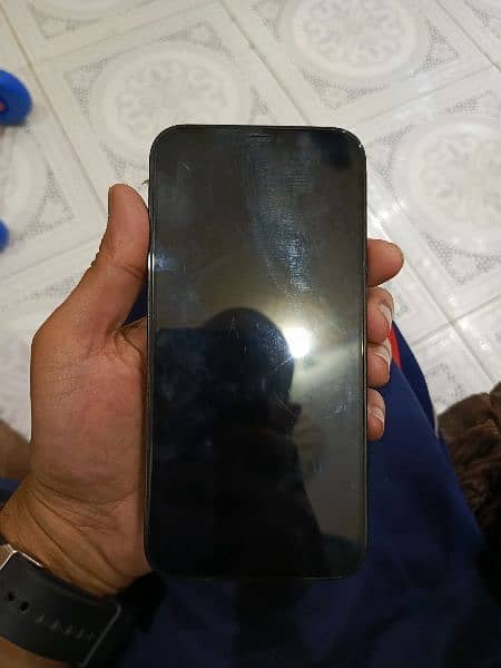 Iphone 12 pro max 128 JV Non PTA 4