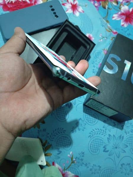 SAMSUNG  S10 [Exchange IPHONE] 1