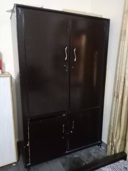 Wooden Wardrobe 0