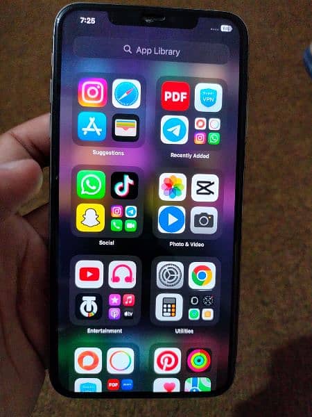 iphone xs max 4