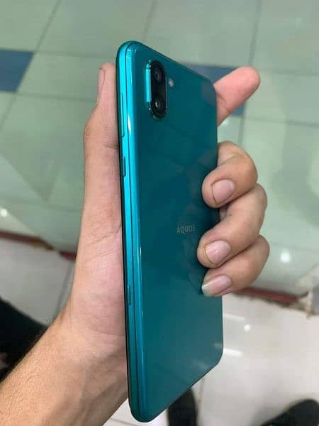 PUBG mobile Aquos r3 6/128 GB my WhatsApp number 03473694899 1