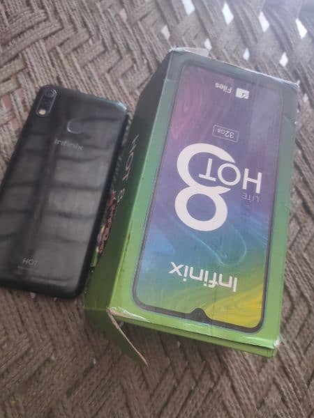 Infinix hot 8 lite 2, 32 with box 4