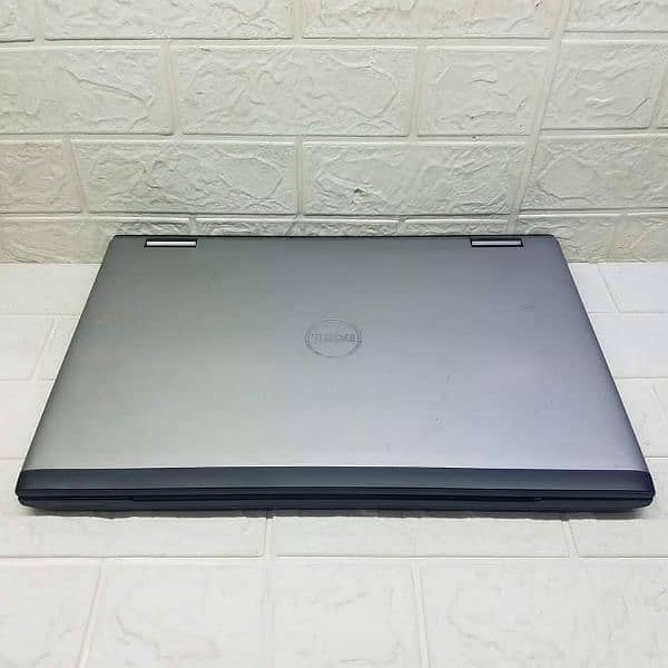 17 Inch Display Dell Vostro Core i5 2nd Gen 1GB ATI Dedicated Card 3