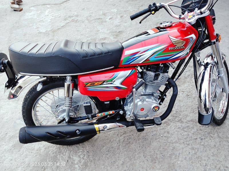 Honda 125 in Lush condition 2