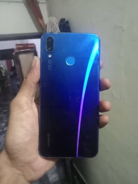 Huawei nova 3i 4/128 3