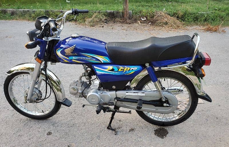 Honda CD 70 2024 4