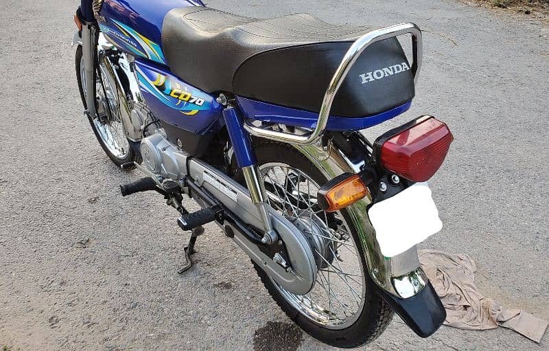 Honda CD 70 2024 5