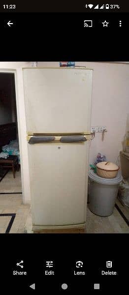 Fridge for sale 0