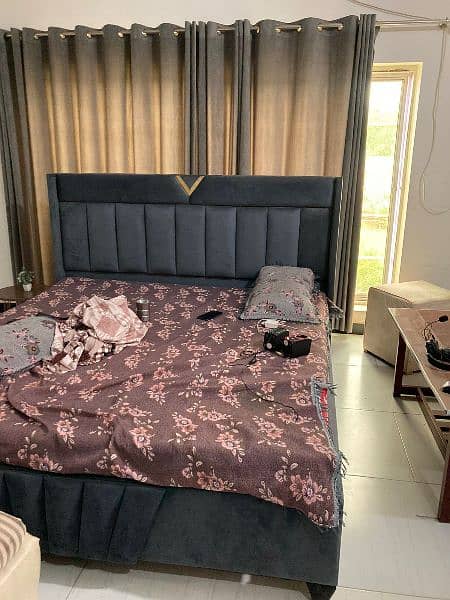 full poshish king size double bed with 2 side tables   0327 6047814 1