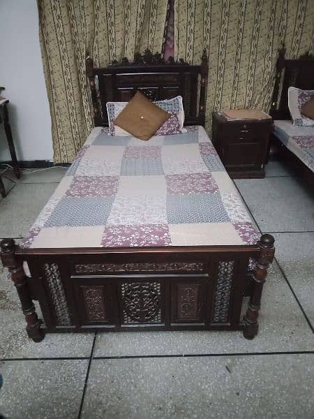 Antique two single beds 1 bed = 45K 3