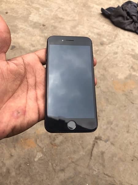 iPhone 7 256gb PTA approved o3o65785962 11