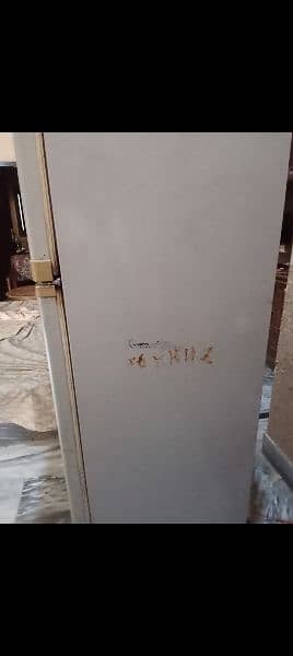 Fridge for sale 3