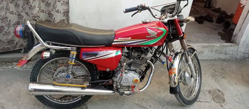 Honda for sale 125 cc document clear my WhatsApp 0322=600=88=12 4