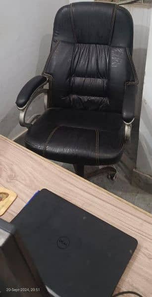 office chair 3