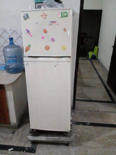 Dawlance fridge 0