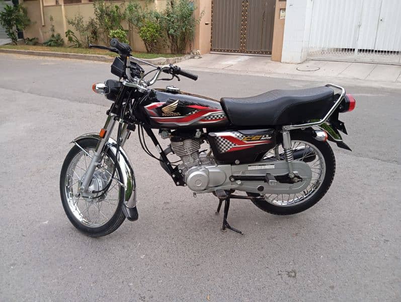 honda 125 23/24 model jest like APL FIRST handed 2